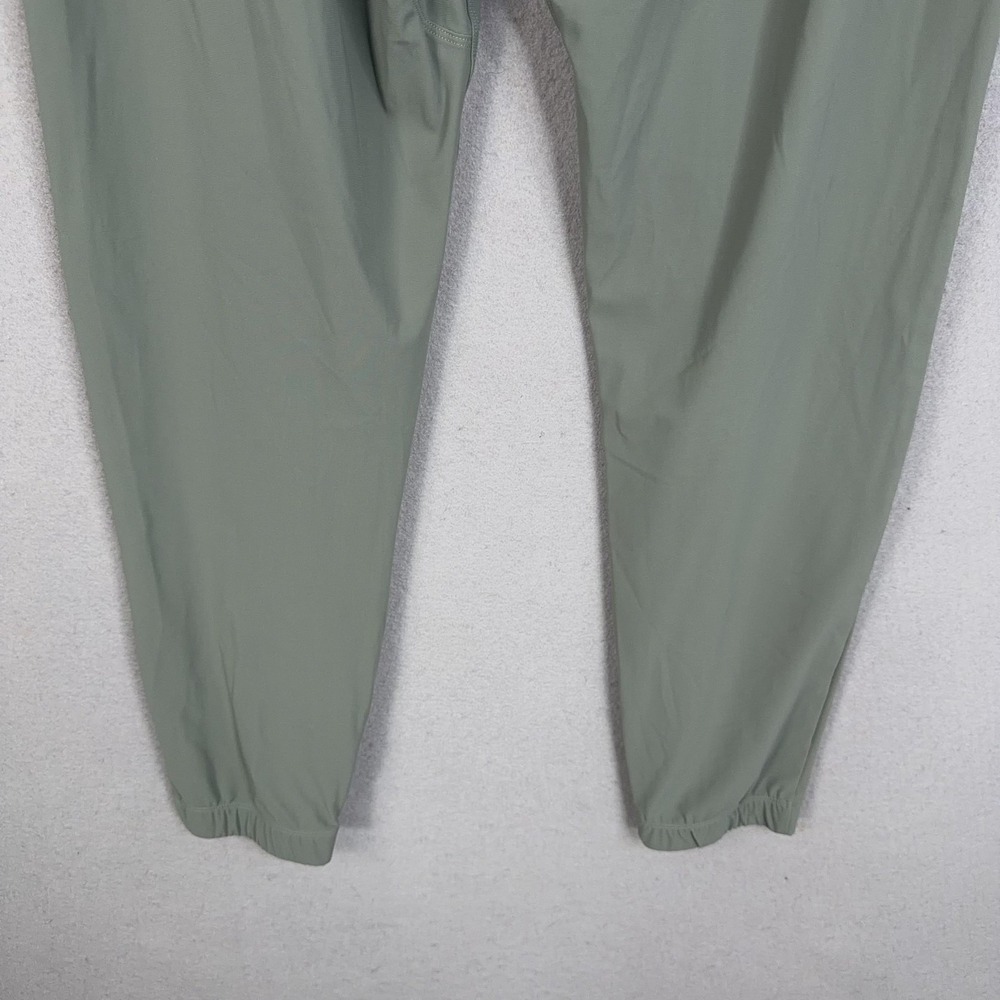 Gymshark Joggers Womens Medium Green Lightweight Stretch Windbreak Cuffed Pants - Picture 10 of 16
